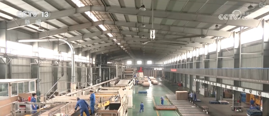 快递包裹“轻装上阵” 中转环节循环包装实现全覆盖 快递包裹“轻装上阵” 中转环节循环包装实现全覆盖