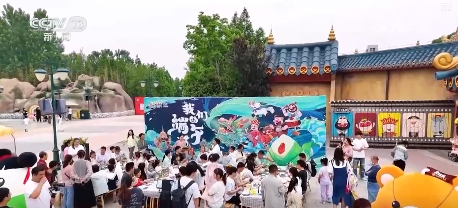 “千年非遗+现代场景”新韵起 非遗“组合拳”点燃沉浸式文旅热潮 “千年非遗+现代场景”新韵起 非遗“组合拳”点燃沉浸式文旅热潮