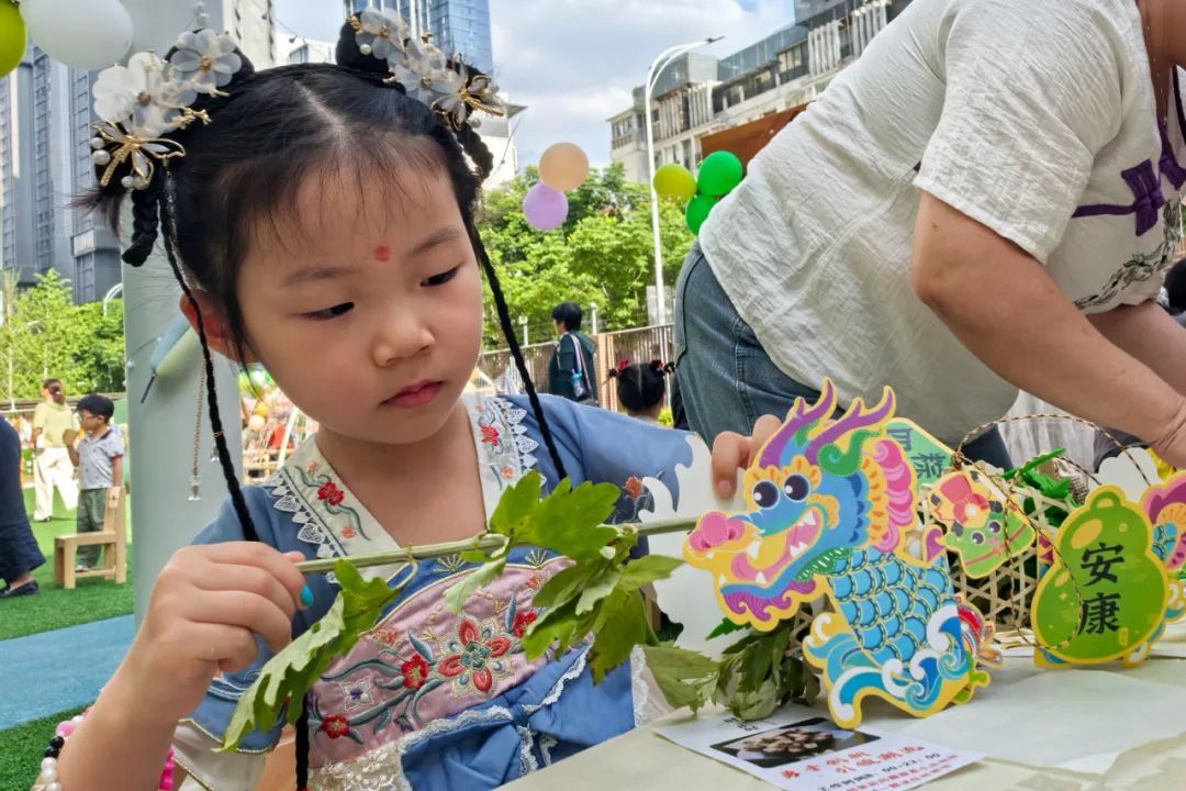 今天,谁还不是个“宝宝”呢? 今天,谁还不是个“宝宝”呢?