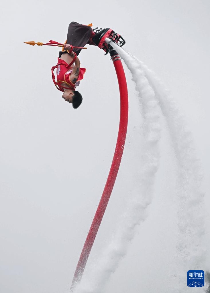 重庆安居古城举办非遗龙舟会 重庆安居古城举办非遗龙舟会