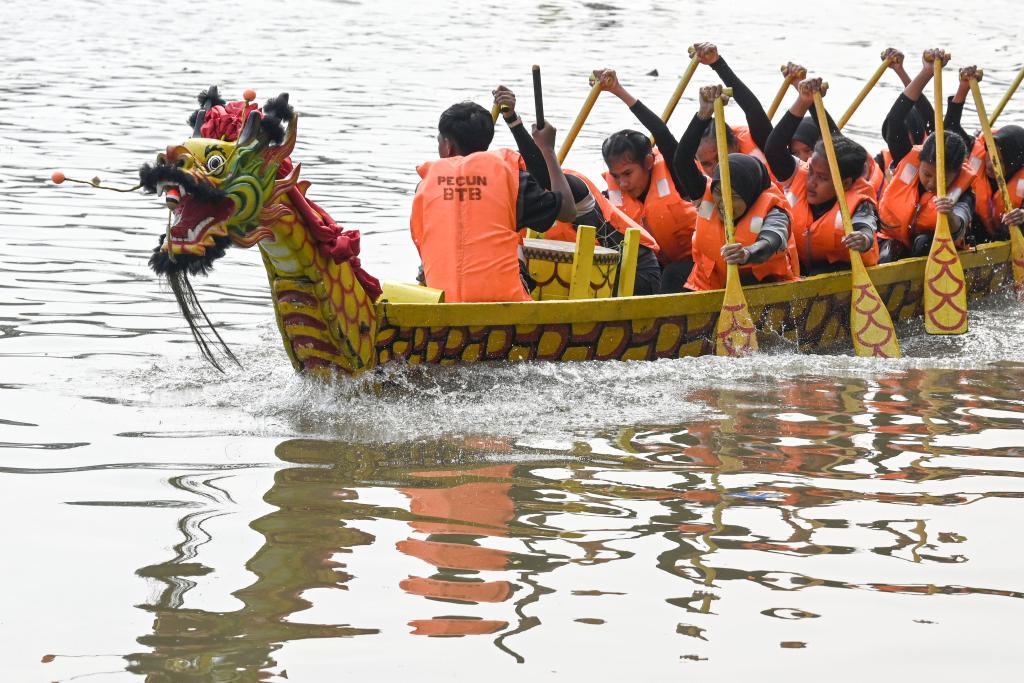 印度尼西亚唐格朗:花样过端午 印度尼西亚唐格朗:花样过端午