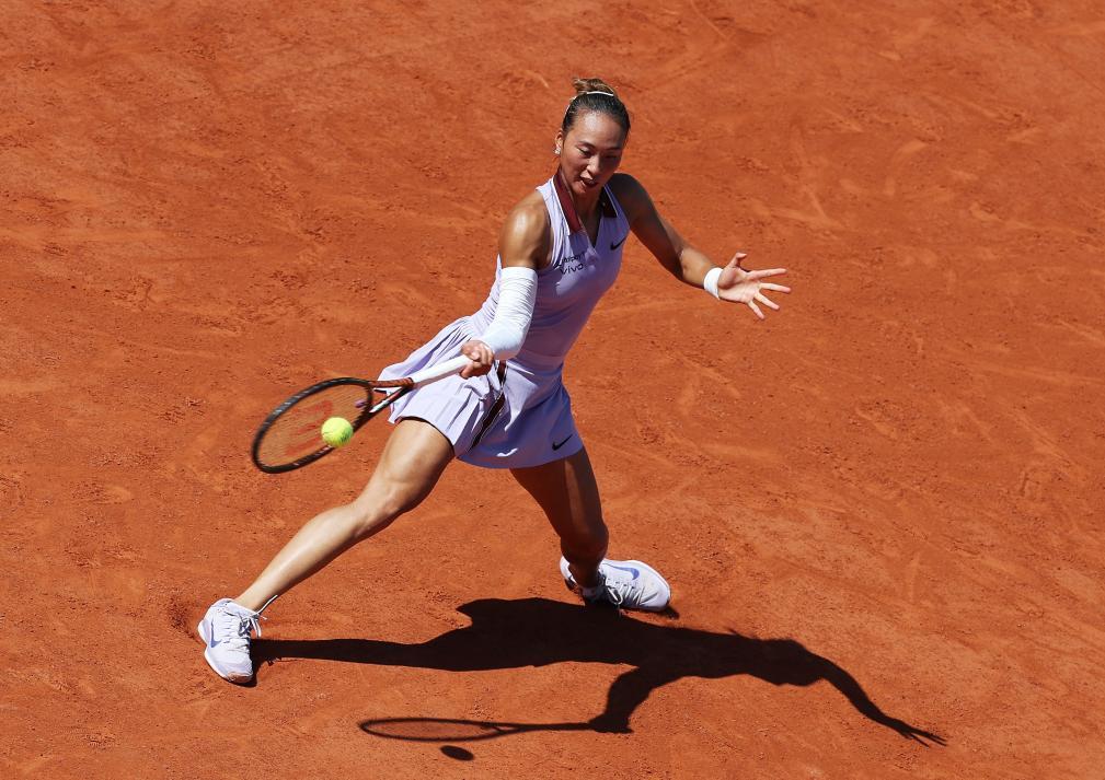 法网综合:郑钦文重返16强 高位种子顺利晋级 法网综合:郑钦文重返16强 高位种子顺利晋级