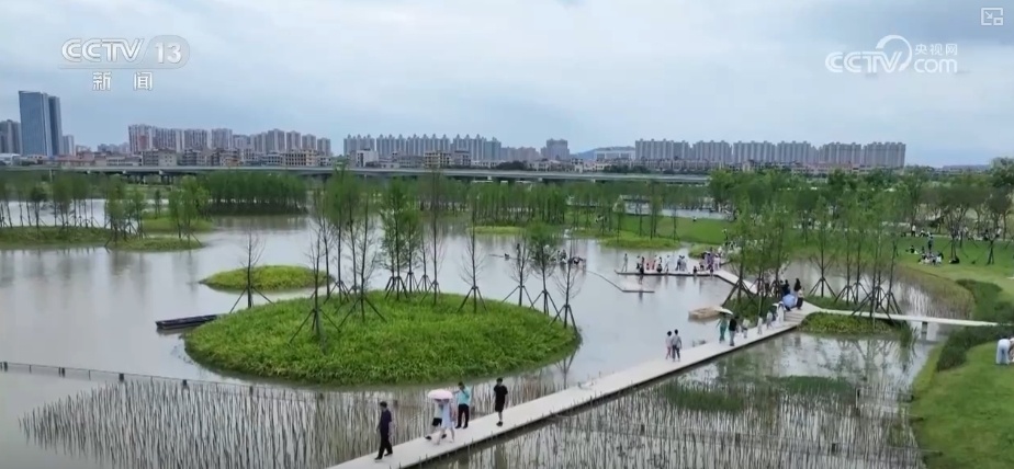 端午邂逅新玩法 “粽情喜乐”“一夹即粽”欢乐多指尖传承端午情 端午邂逅新玩法 “粽情喜乐”“一夹即粽”欢乐多指尖传承端午情