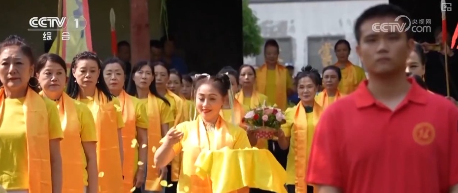 家国端午文脉流长!非遗以多元姿态融入大众生活 端午节文化味儿满满 家国端午文脉流长!非遗以多元姿态融入大众生活 端午节文化味儿满满