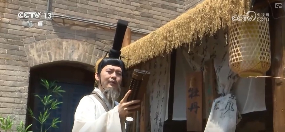 “千年非遗+现代场景”新韵起 非遗“组合拳”点燃沉浸式文旅热潮 “千年非遗+现代场景”新韵起 非遗“组合拳”点燃沉浸式文旅热潮