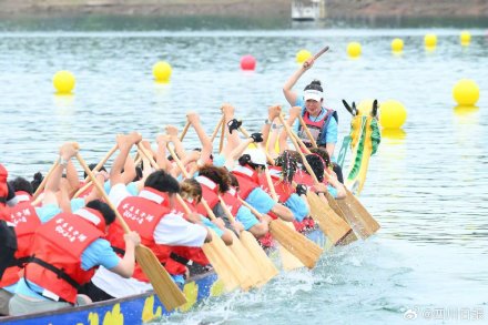 端午节四川A级景区接待游客433.35万人次 端午节四川A级景区接待游客433.35万人次