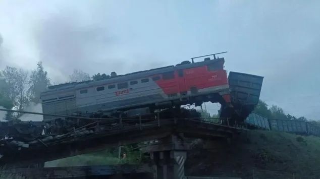 24小时内两座桥梁遭破坏，均为爆炸引起！俄罗斯侦查委员会：恐怖袭击