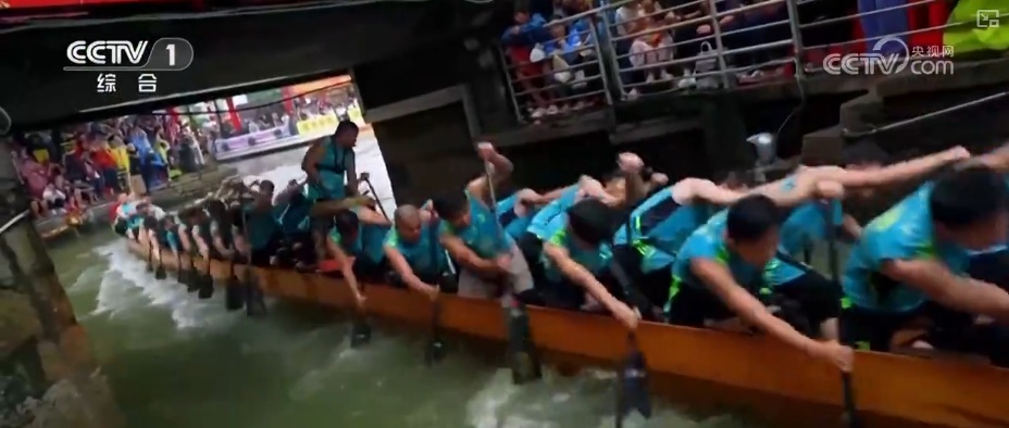 快得千篇一律、玩法五花八门，地道“中国范儿”！盘点特色龙舟赛“名场面”