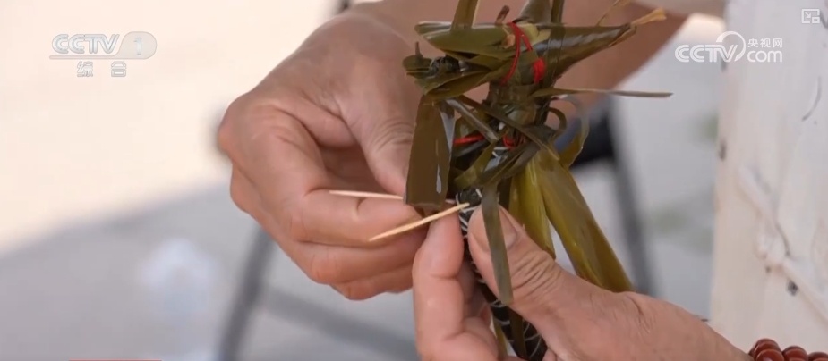 家国端午文脉流长!非遗以多元姿态融入大众生活 端午节文化味儿满满 家国端午文脉流长!非遗以多元姿态融入大众生活 端午节文化味儿满满