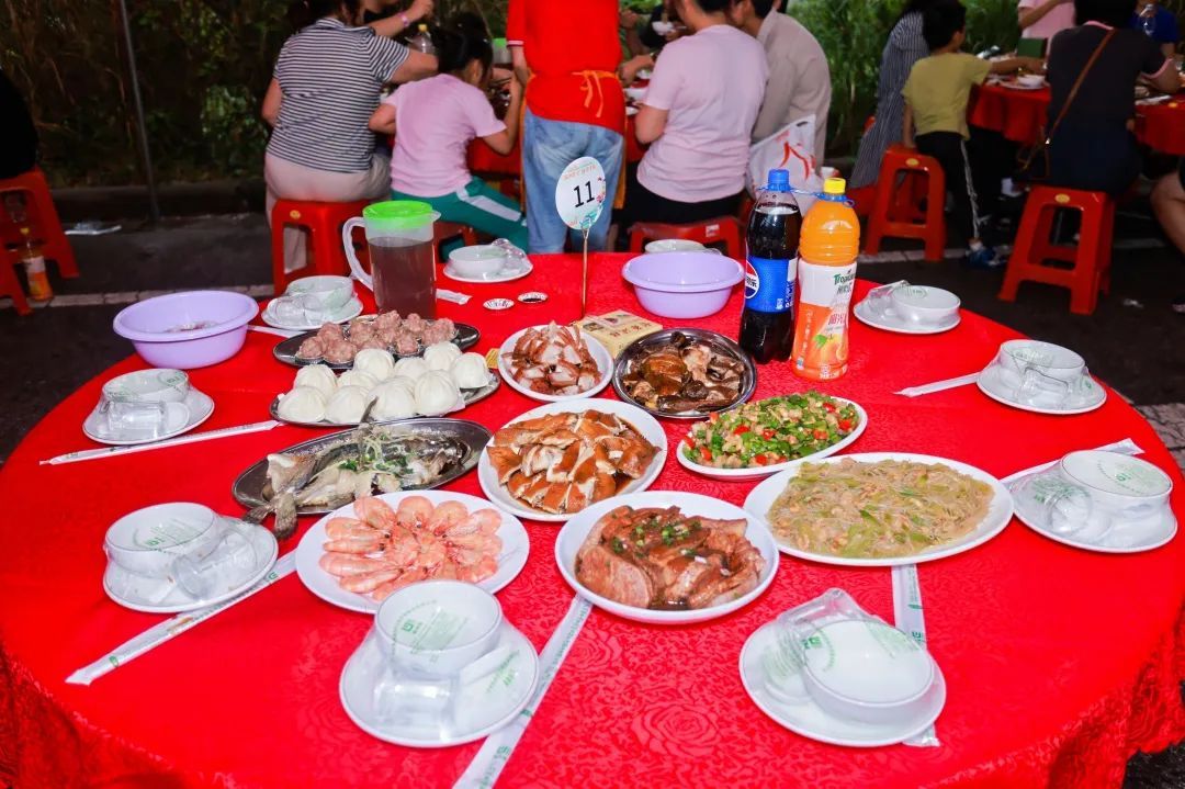 苏炳添跨界挑战龙舟赛:龙舟就像另一个赛场上的田径 苏炳添跨界挑战龙舟赛:龙舟就像另一个赛场上的田径