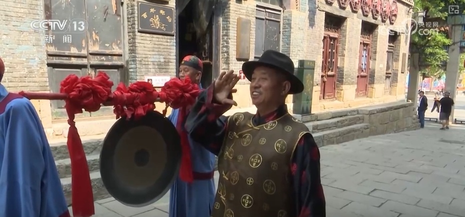 “千年非遗+现代场景”新韵起 非遗“组合拳”点燃沉浸式文旅热潮 “千年非遗+现代场景”新韵起 非遗“组合拳”点燃沉浸式文旅热潮