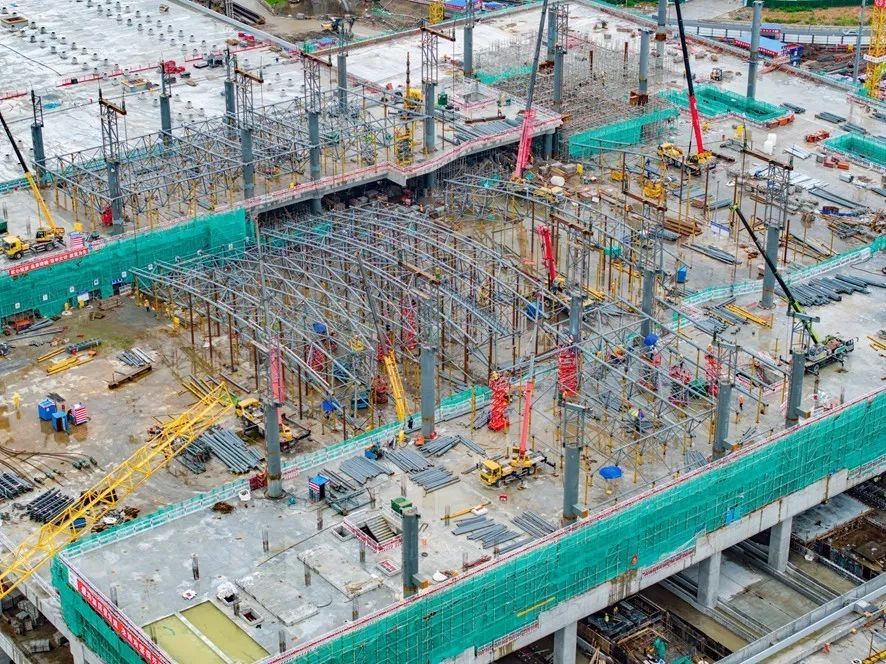 广佛市中心15分钟通达!广湛高铁佛山站主站房主体结构完工 广佛市中心15分钟通达!广湛高铁佛山站主站房主体结构完工