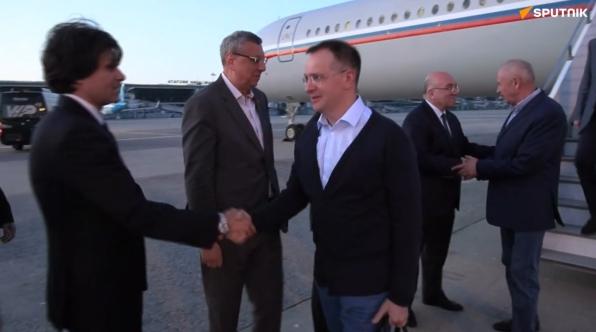 双方袭击持续,俄乌新一轮和谈今日举行 双方袭击持续,俄乌新一轮和谈今日举行