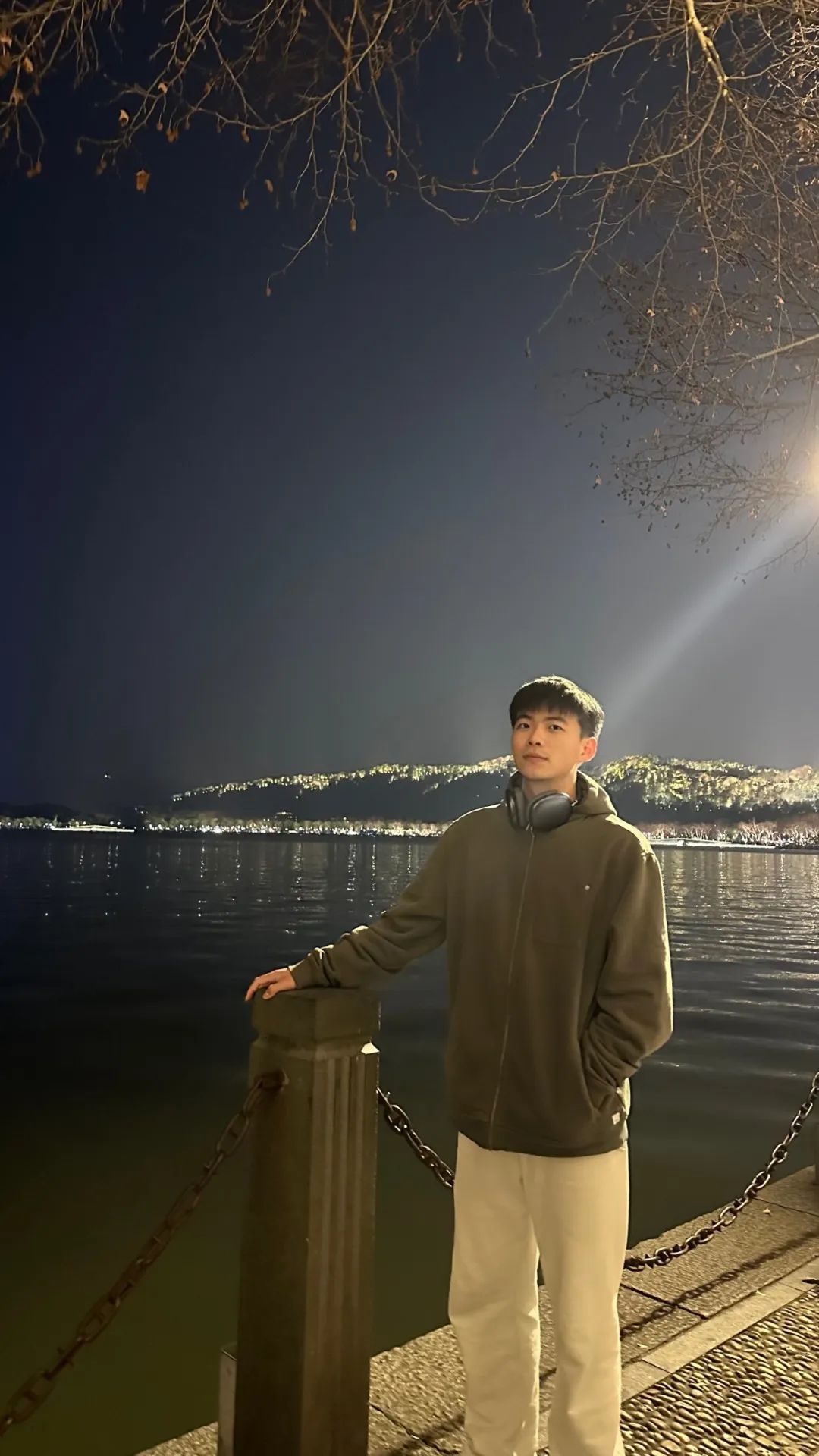 高三女生雨夜摔伤，一封信让大学领导蒙了：请帮忙！找找这两位同学...