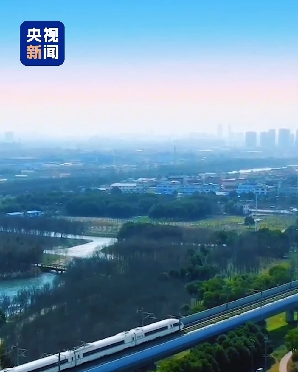 “粤”上新台阶丨水果千千万 广东人为何“独宠”荔枝? “粤”上新台阶丨水果千千万 广东人为何“独宠”荔枝?