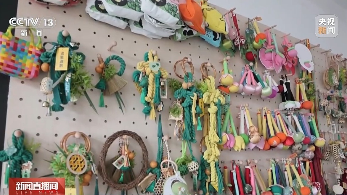 文化中国行丨“端午经济”火热 国潮“圈粉”海外人士