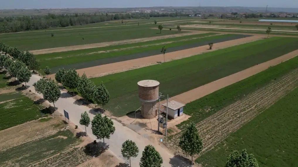 山西部分村镇村民反映,浇地水费过高?记者展开调查→ 山西部分村镇村民反映,浇地水费过高?记者展开调查→