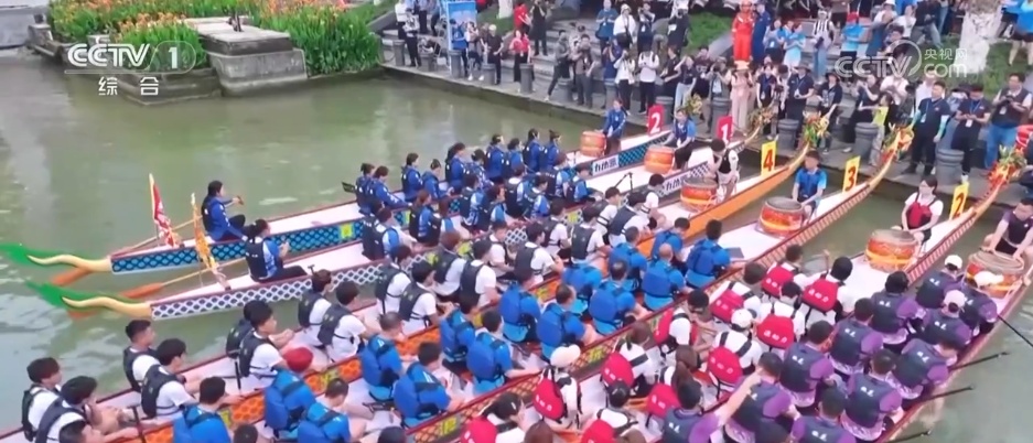 “龙舟+”、诗画民俗……“热气腾腾”的端午假期助力各地节日消费亮点纷呈