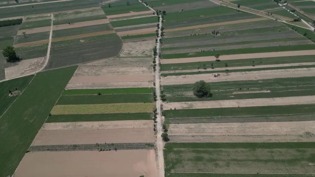 山西部分村镇村民反映,浇地水费过高?记者展开调查→ 山西部分村镇村民反映,浇地水费过高?记者展开调查→