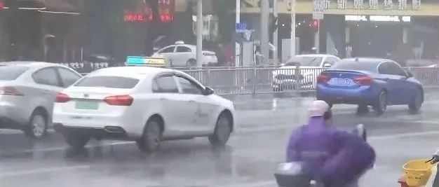 返程高峰来了!广东易堵高速路段 + 服务区公布,天气状况如何→ 返程高峰来了!广东易堵高速路段 + 服务区公布,天气状况如何→