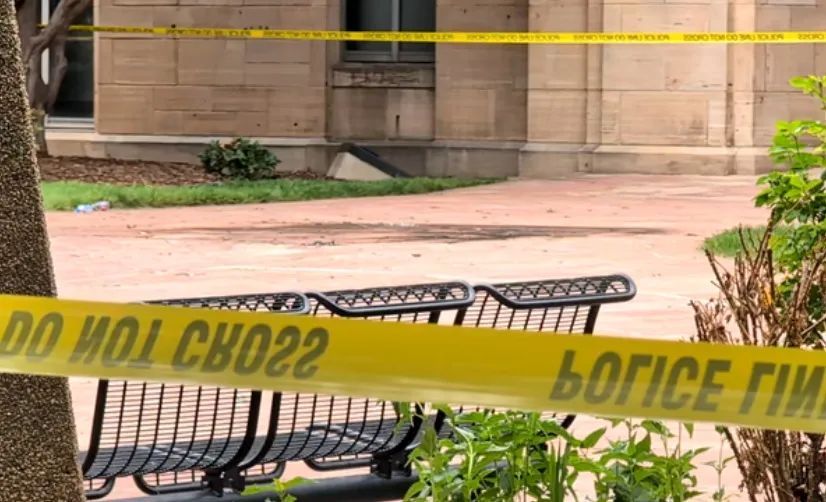 燃烧瓶袭击人群 美联邦调查局称科罗拉多州发生恐袭 警方却称 “定论不负责任” 燃烧瓶袭击人群 美联邦调查局称科罗拉多州发生恐袭 警方却称 “定论不负责任”