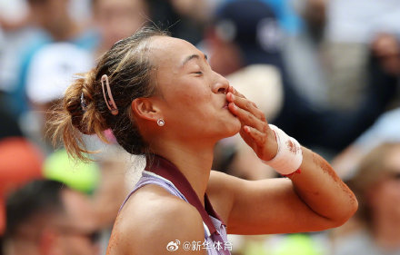 高清多图!郑钦文首进法网女单八强 高清多图!郑钦文首进法网女单八强