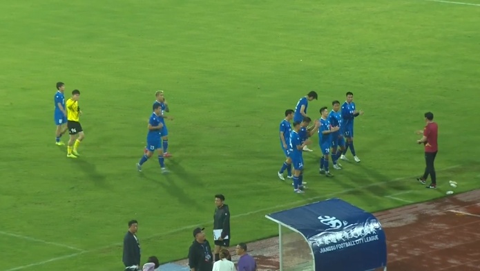 南京1:0赢了! 南京1:0赢了!