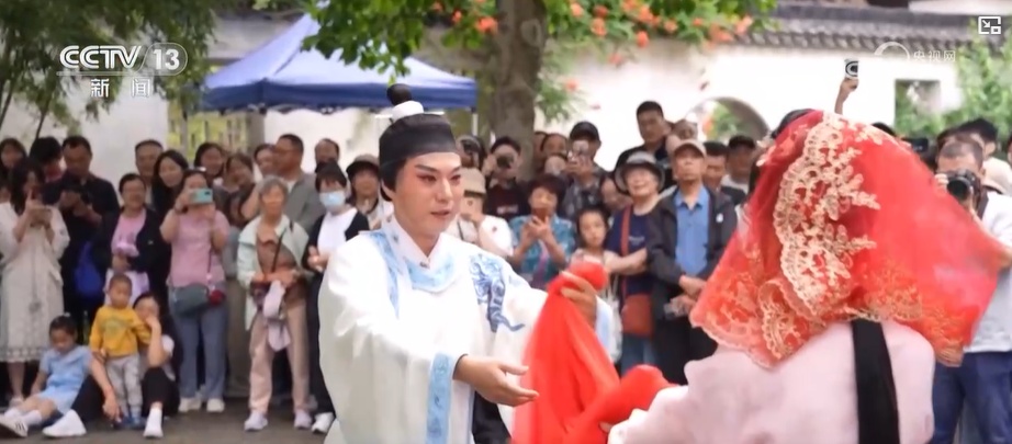 假日活动多元 丰富游览体验 假日活动多元 丰富游览体验