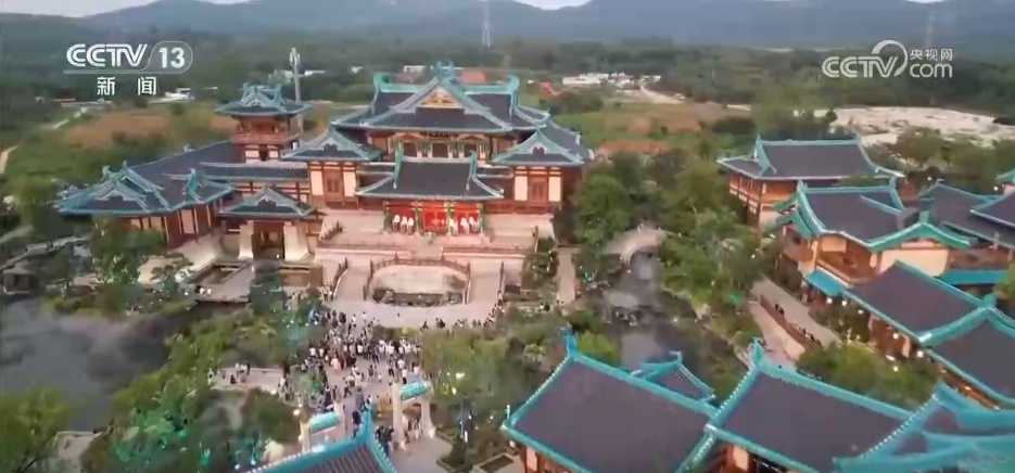 新场景新业态层出不穷 文旅“玩法”不断上新 各地假期消费市场欣欣向荣 新场景新业态层出不穷 文旅“玩法”不断上新 各地假期消费市场欣欣向荣