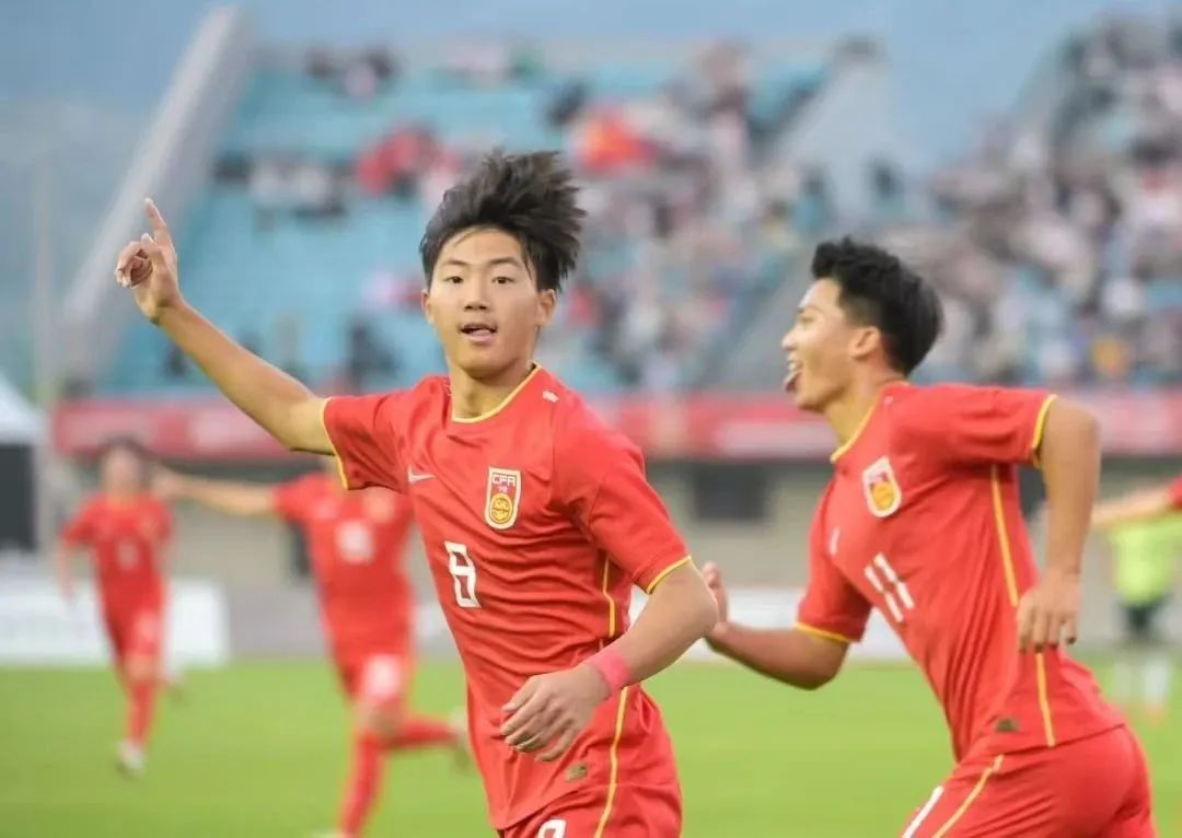 就在内蒙古！U16国足夺冠！