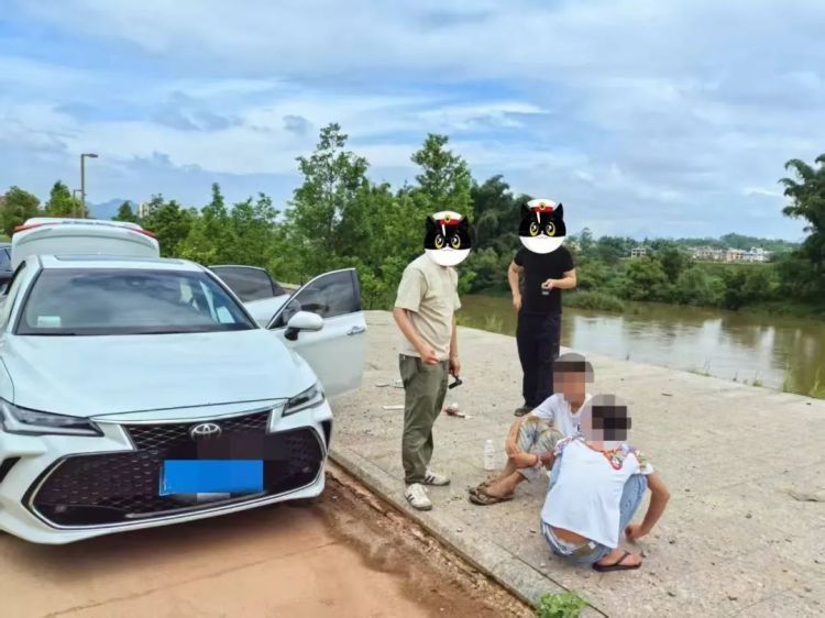 盗窃黄金连夜逃窜千里,民警4小时跨省擒贼 盗窃黄金连夜逃窜千里,民警4小时跨省擒贼