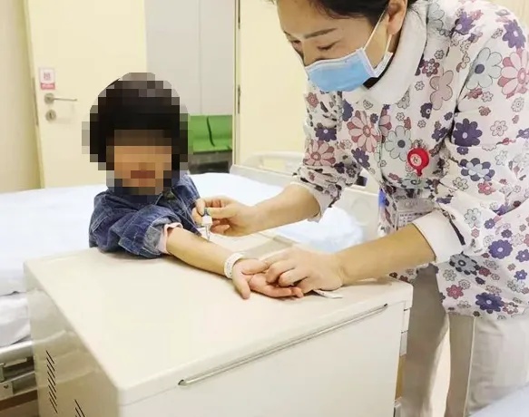 密密麻麻!浙江女孩长满疙瘩奇痒无比!近期高发,医生紧急提醒 密密麻麻!浙江女孩长满疙瘩奇痒无比!近期高发,医生紧急提醒