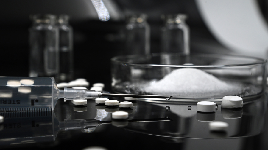 上海去年破获278起毒品犯罪案件,现有吸毒人员总数已连续八年下降 上海去年破获278起毒品犯罪案件,现有吸毒人员总数已连续八年下降