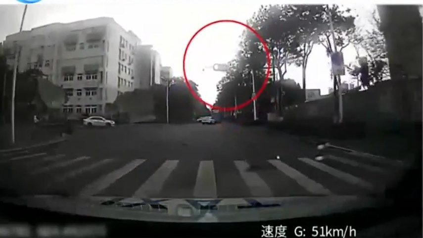 厦门岛内突发！幼童昏厥，的士司机连闯红灯紧急送医！