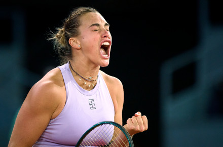 今日17点郑钦文再战萨巴伦卡 今日17点郑钦文再战萨巴伦卡