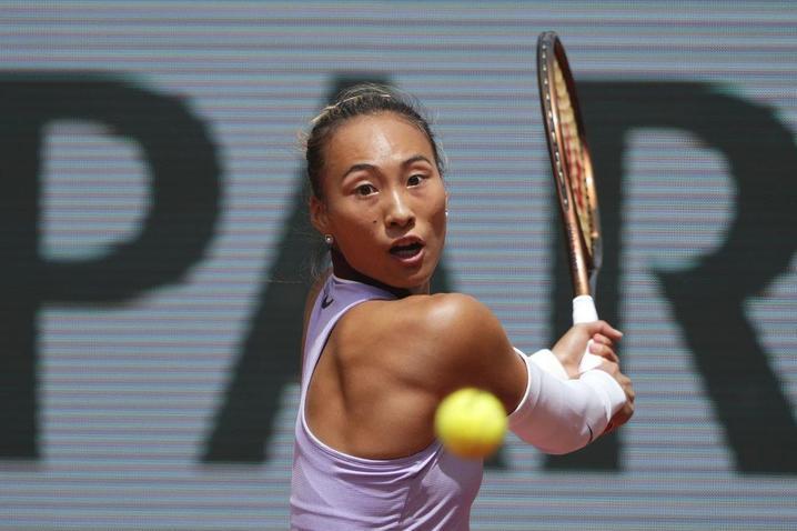 今日17时再迎“熟人局”!郑钦文和萨巴伦卡隔空喊话说了啥 今日17时再迎“熟人局”!郑钦文和萨巴伦卡隔空喊话说了啥