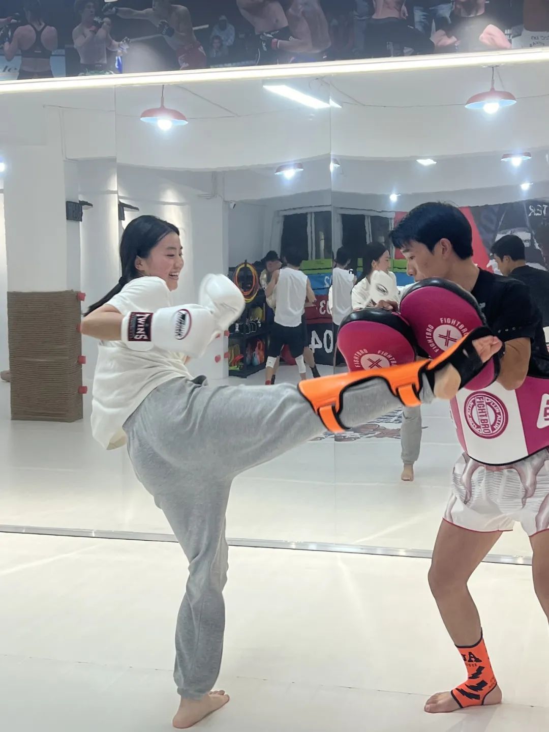 卫冕女子斯诺克世锦赛冠军,白雨露说下一个目标是世界第一 卫冕女子斯诺克世锦赛冠军,白雨露说下一个目标是世界第一