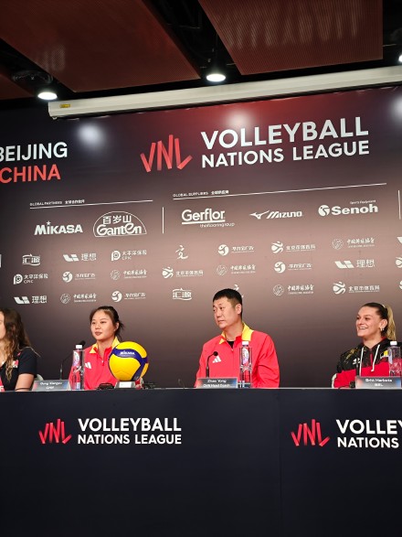 2025世界女排联赛首战在即 中国女排对比赛充满期待 2025世界女排联赛首战在即 中国女排对比赛充满期待