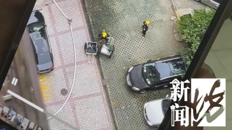 太危险!上海一八旬老伯家中突发火情,消防员破门后震惊,“帮凶”竟然是…… 太危险!上海一八旬老伯家中突发火情,消防员破门后震惊,“帮凶”竟然是……