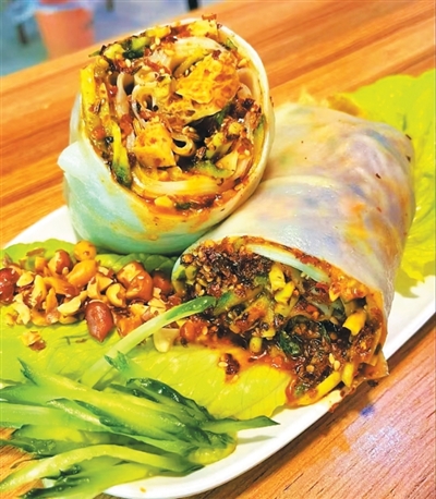 这里的凉皮“裹”着吃(跟着味蕾去旅行) 这里的凉皮“裹”着吃(跟着味蕾去旅行)