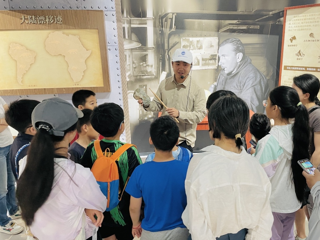 资讯动态丨 科学可以这样学!“科学再发现”主题展教活动回顾 资讯动态丨 科学可以这样学!“科学再发现”主题展教活动回顾