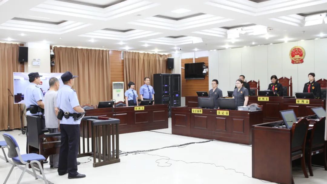 受贿211次、贪污116套金银纪念币！宁夏财政厅原副厅长刘守保一审获刑11年