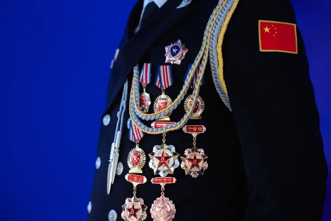 “如果真的有一天，没有案子可以办了，我秃点也不是不行”