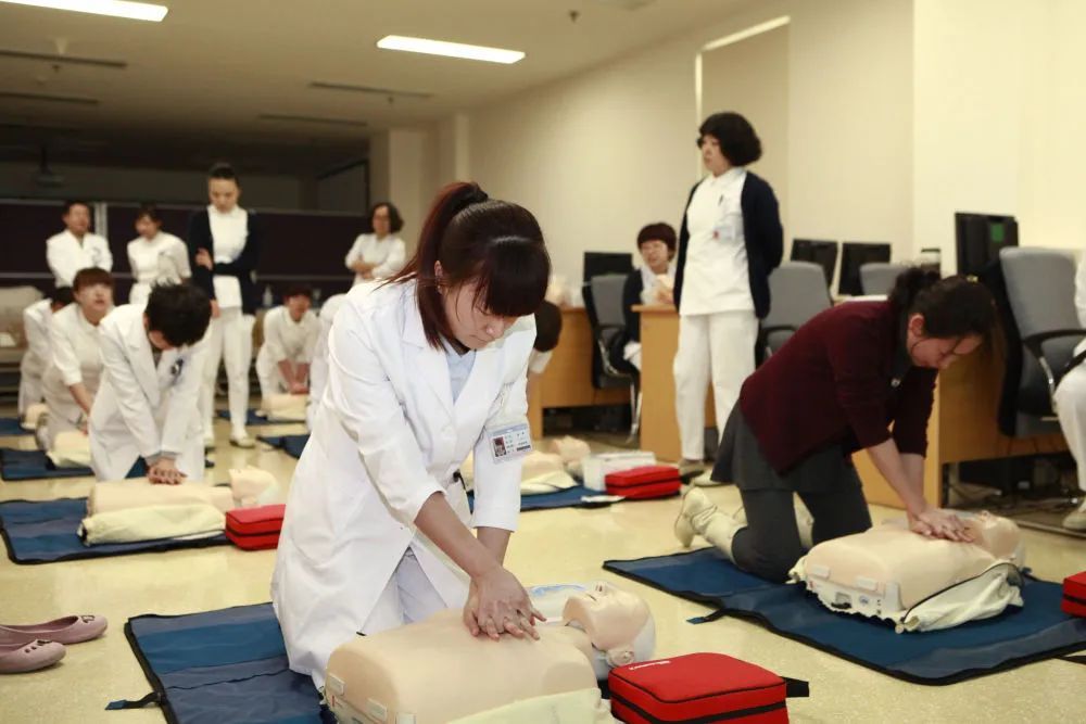 剧烈运动后突然倒地、流感后突发猝死……到底都是咋回事? 剧烈运动后突然倒地、流感后突发猝死……到底都是咋回事?
