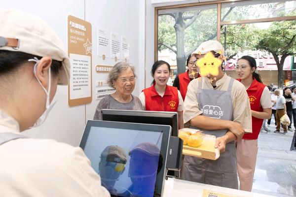 从“星”焙店到“星”舞台 从“星”焙店到“星”舞台