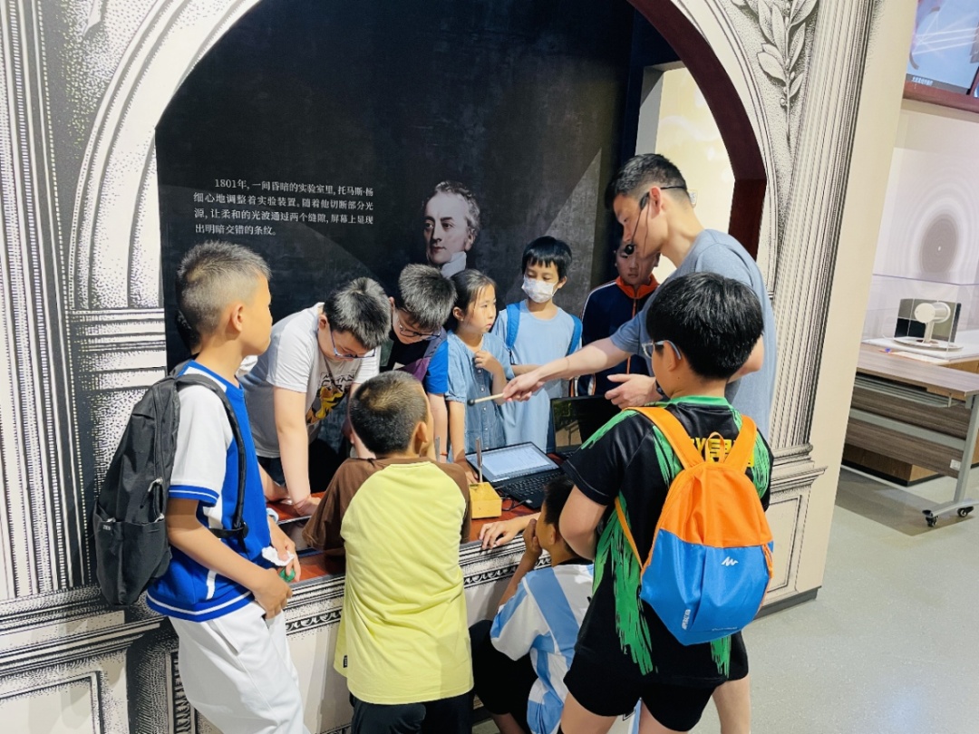 资讯动态丨 科学可以这样学!“科学再发现”主题展教活动回顾 资讯动态丨 科学可以这样学!“科学再发现”主题展教活动回顾