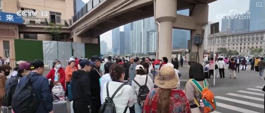 文化“活起来”经济“火起来” “传统节日+”让“老”传统蝶变“新”风口 文化“活起来”经济“火起来” “传统节日+”让“老”传统蝶变“新”风口