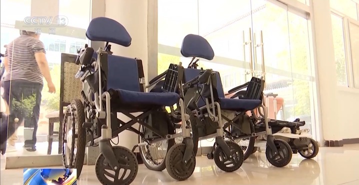 23元吃三餐！同学会+篝火趴 中小城市这样宠银发旅居客