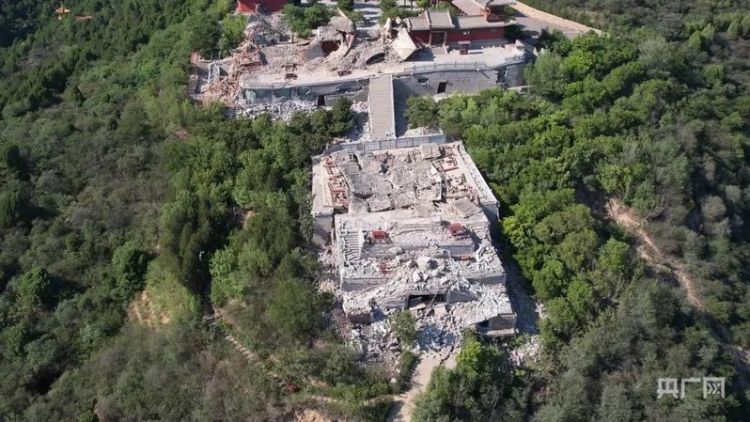 “听到轰隆一声”!太原一博物馆有建筑坍塌,山体出现大坑!现场画面 “听到轰隆一声”!太原一博物馆有建筑坍塌,山体出现大坑!现场画面