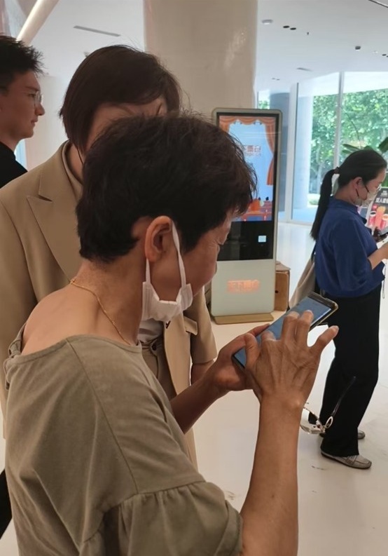 满!满!满!上海国际电影节开票“全线飘红” 满!满!满!上海国际电影节开票“全线飘红”